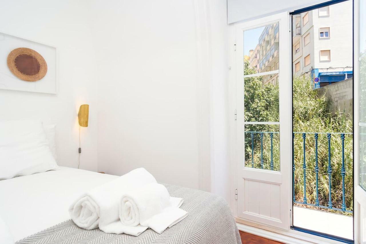 With Great Views And Aircon Apartamento *
